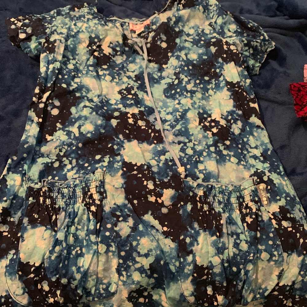 Koi scrub top
